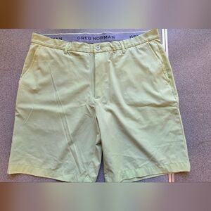 Greg Norman Collection Men's Light Green Shorts